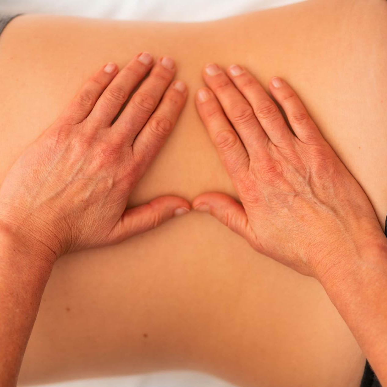 La Estimulación Magnética Transcraneal en el Tratamiento de la Fibromialgia: Beneficios y Perspectivas